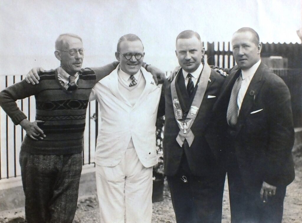 Dines Bogø